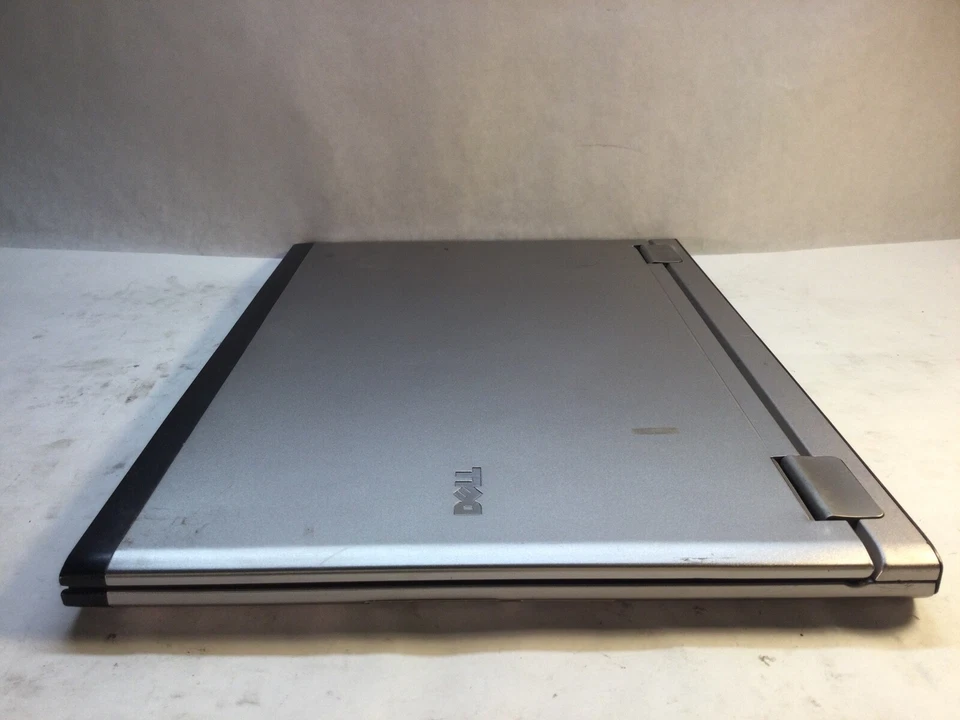 Dell Latitude 13 13" Laptop Intel Celeron 743 -BOOTS TO BIOS - MZ - Image 3 of 4