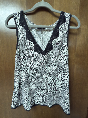 $34 Express black and white knit animal print tank top size L