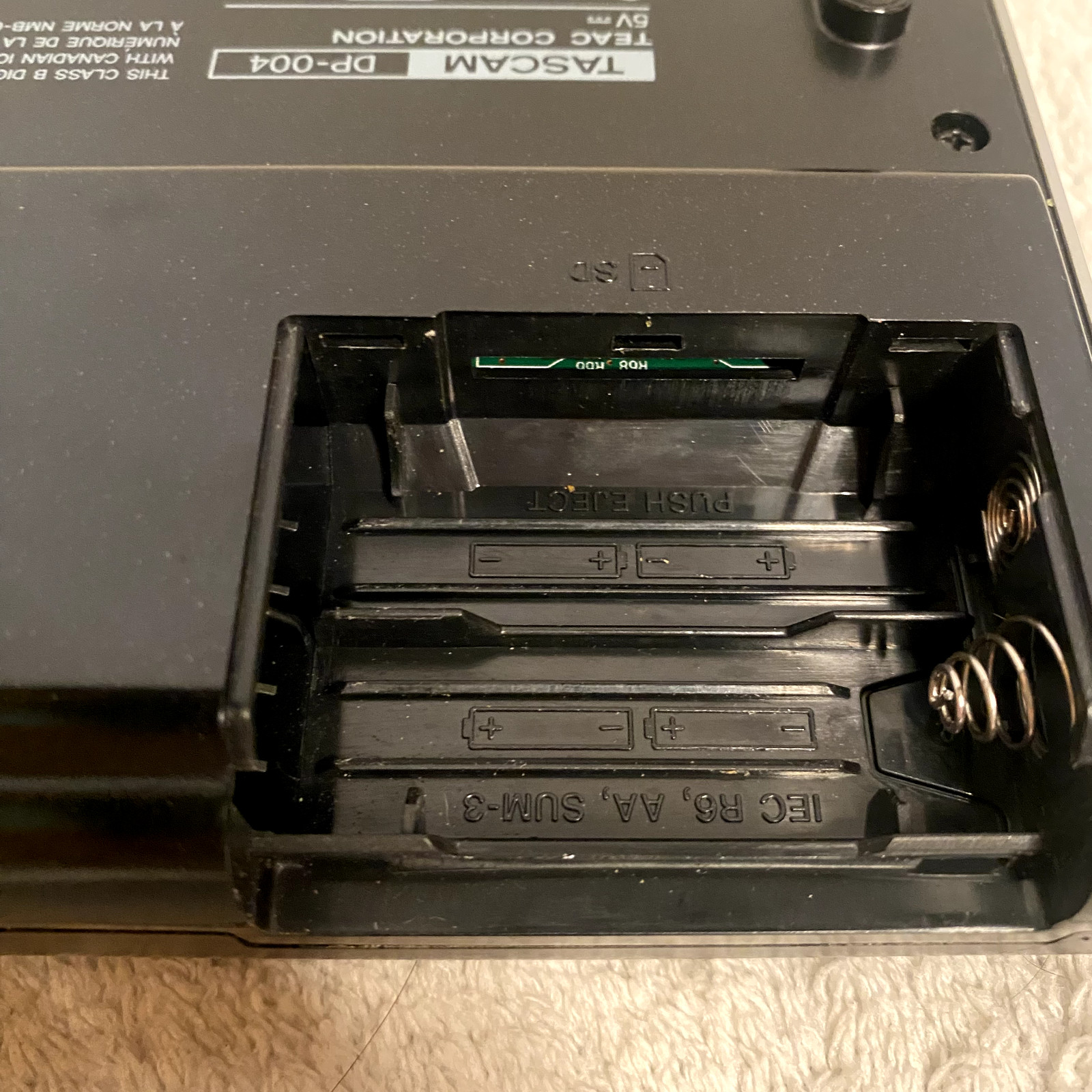 Tascam DP-004 Digital Multi Track Recorder