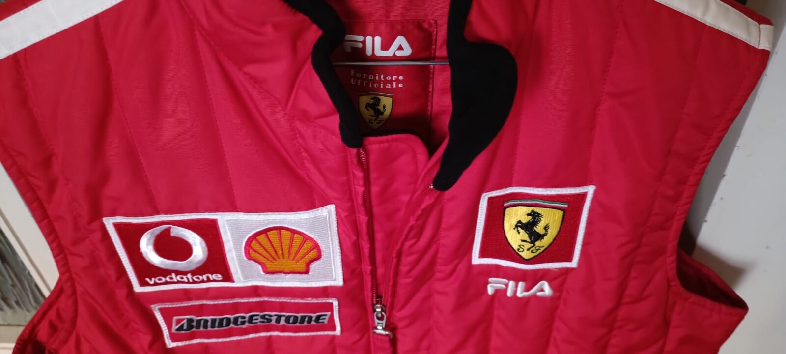 Gilet vintage Fila Ferrari Racing Rosso Vodafone Shell Bridgestone 2002