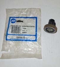 MILLER ELECTRIC 172076 DRIVE ROLL CARRIER W/COMPONENTS KEYED 24 + FREE SHIPPING