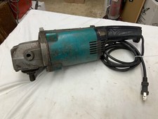 Makita Heavy Duty Angle Grinder