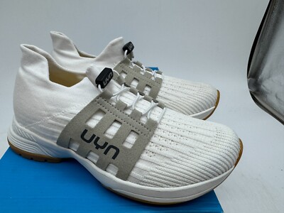 UYN Flyknit Low Top Running Athletic Shoes Women's White Sneakers Size 5.5