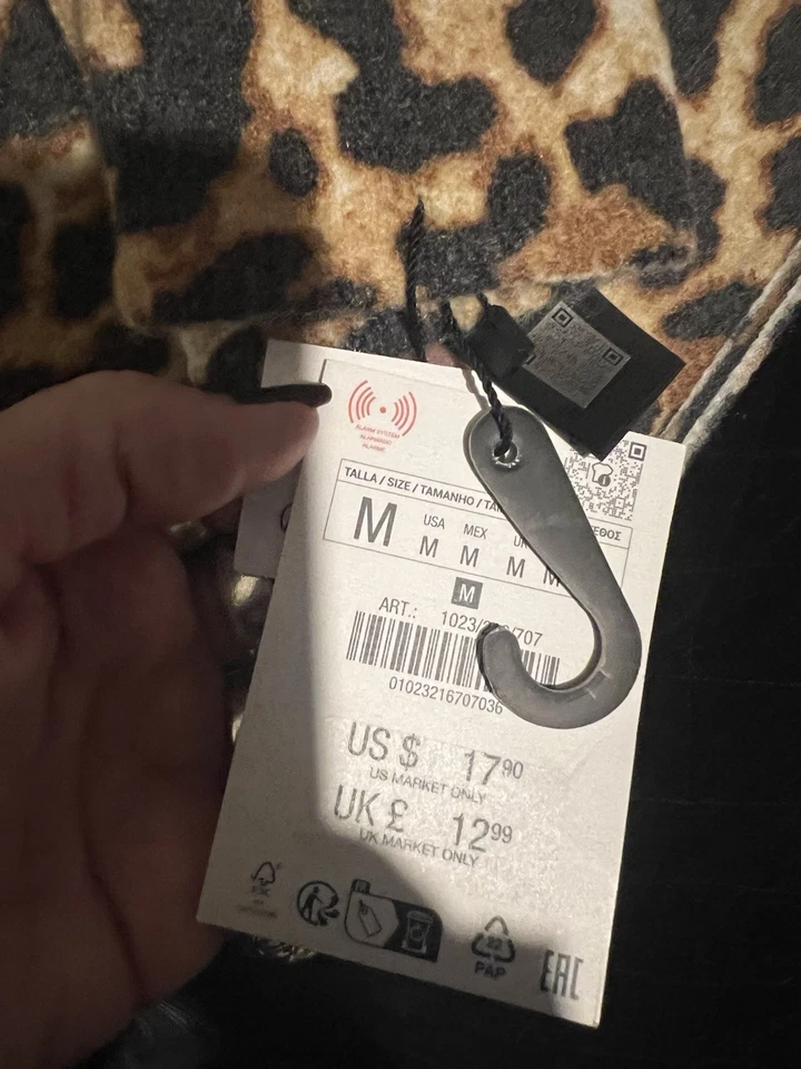 🔥ZARA🔥Leopard Scarf & Gloves NEW with Tags - Image 3 of 4