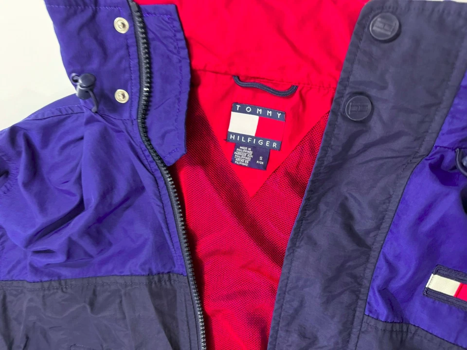 Tommy Hilfiger 90s Men's Jacket Color Block Small S Blue Red Zip Hood Vintage - Image 4 of 4