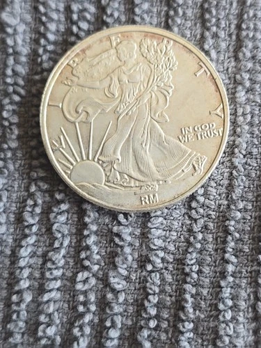 1/2 oz LIBERTY Silver Round .999 Fine