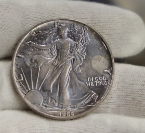 1986 US Silver Eagle $1 Unc Key Date First Year Nice Purple Toning