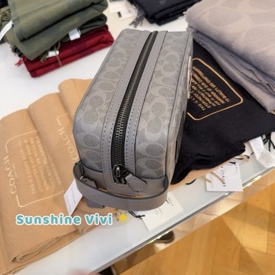 NWT Coach Men's Large Travel Kit In Signature Canvas With Patches