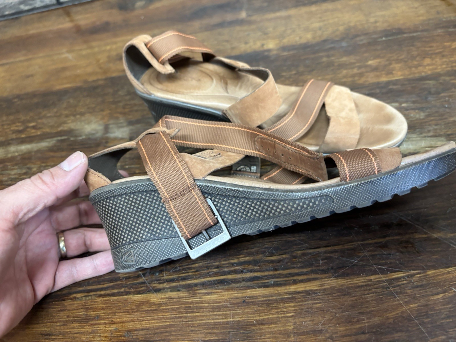 Sandali Keen Skyline zeppa pelle marrone cinturino alla caviglia taglia 9 OTTIME CONDIZIONI