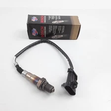 Bosch 13852 Oxygen Sensor Assembly Fits Suzuki Chevrolet Pontiac (2004-2007)