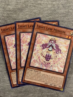 Yu-Gi-Oh! TCG Light Law Medium 25th Anniversary Tin: Dueling Heroes Mega Pack X3