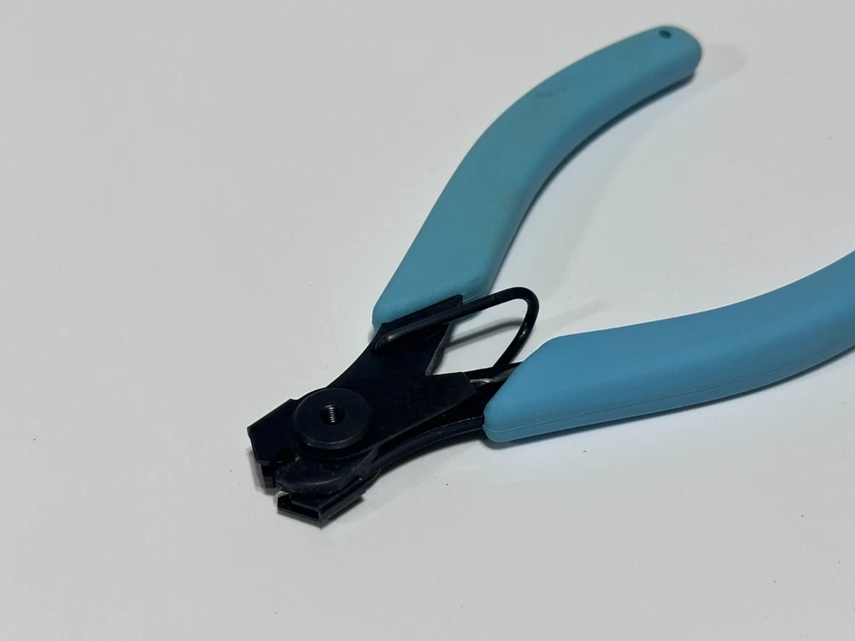 NOS Xcelite Tools USA 134CG ESD Hard Wire Cutter, 5-7/16 Length, Baby Blue Grip - Image 2 of 4