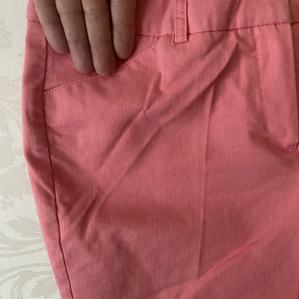 Larry Levine Rosa Denim Tiro Medio Capri Mujer Talla 6 Cintura 31 Entrepierna 27 Foto 3 de 4