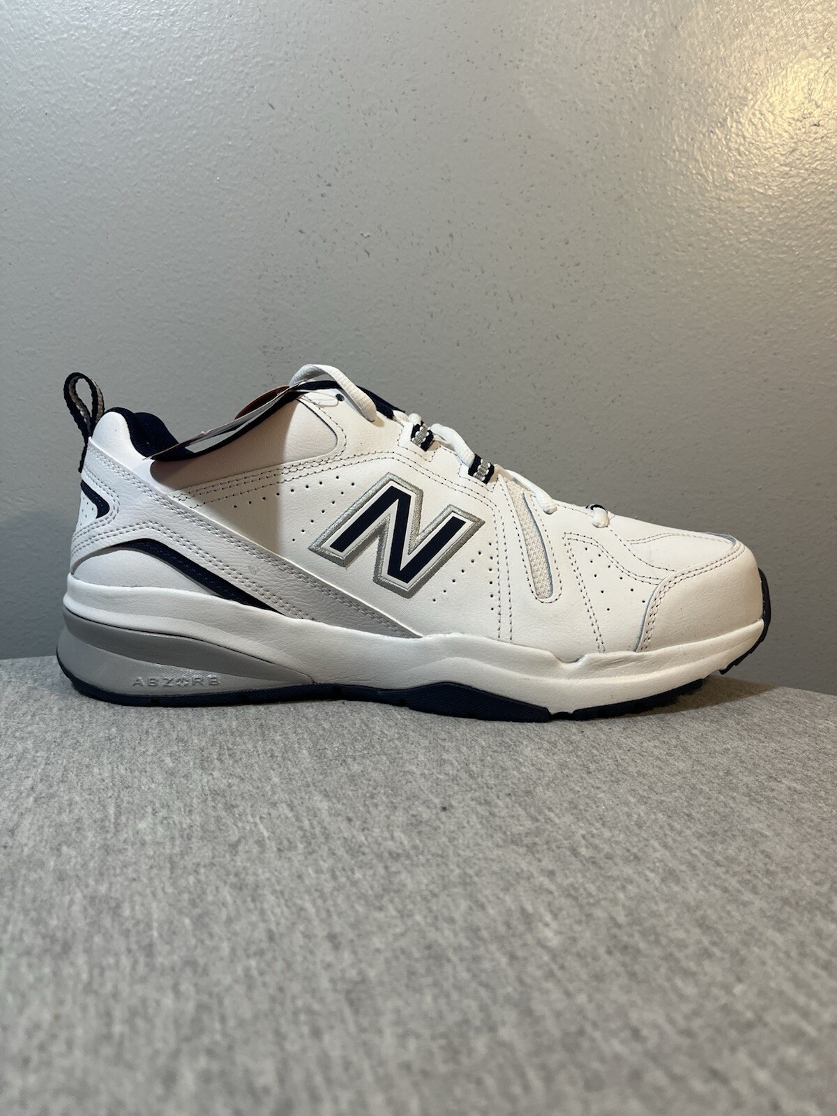 NEW BALANCE White/Navy Classic Running Mens Shoe Size 11.5 MX608v5 4E Extra Wide
