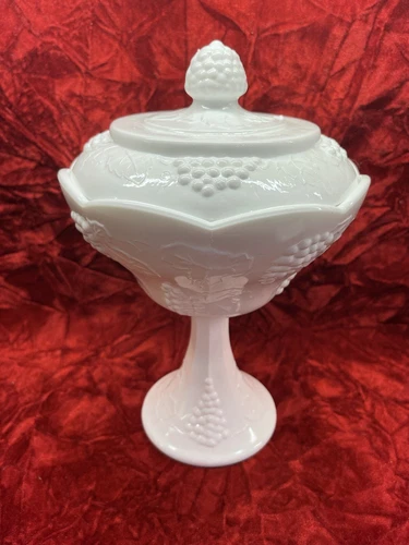 Vtg  Milk Glass Grape Colony Harvest Wedding Compote Milk White Wedding 10.5” T