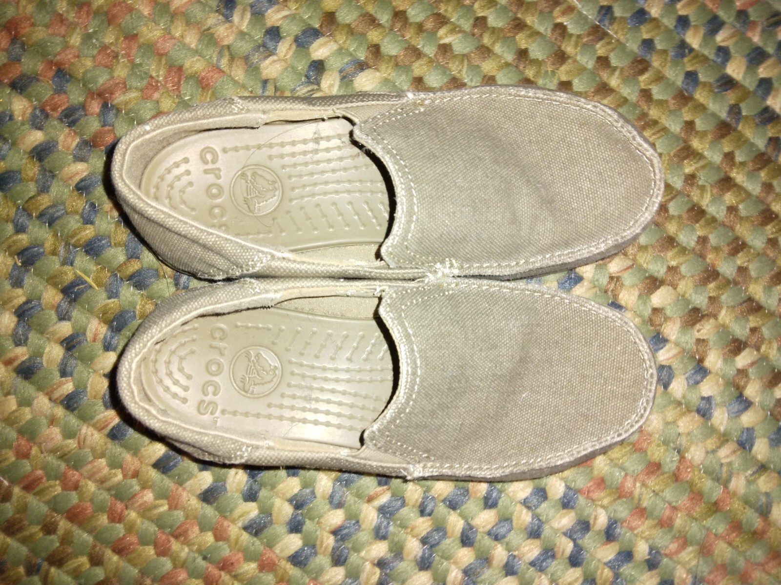 Crocs Santa Cruz Canvas Slip-On Loafers for Boys Size 2 Khaki-image