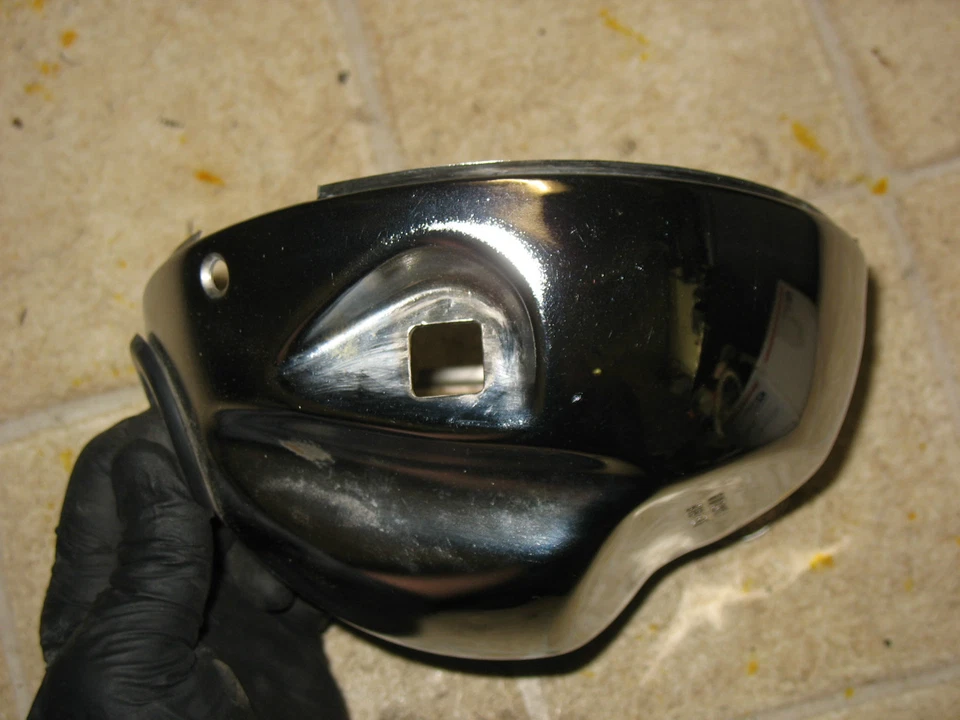 81 Suzuki GS1000 GS 1000 Head Light Lamp Headlight Headlamp Bucket House Housing - Image 4 of 4
