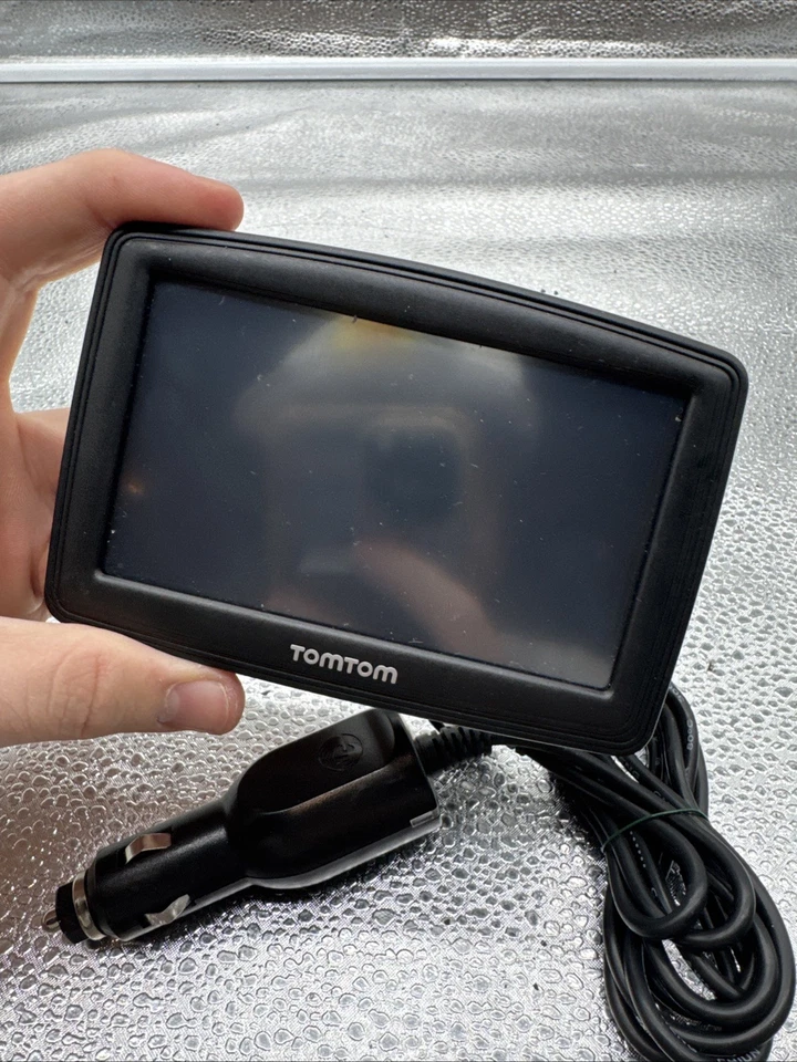 TomTom 4et03 Black GPS 4.5" Screen.     12 - Image 2 of 4