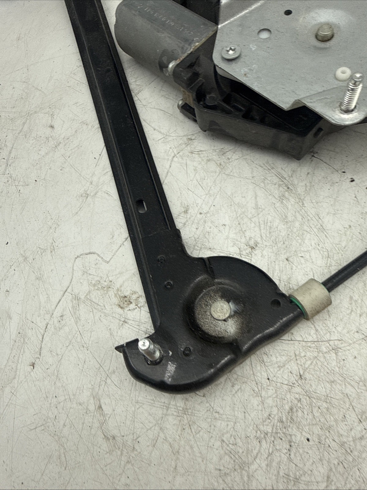 Chevrolet Corvette 2005-2013 Front Left Power window motor