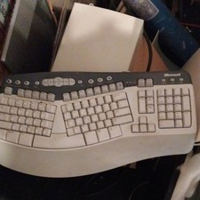 Microsoft Natural MultiMedia Keyboard 1.0A Wi...