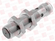 OMRON E2A3-S08KS03-M5-B1 / E2A3S08KS03M5B1 (NEW IN BOX)