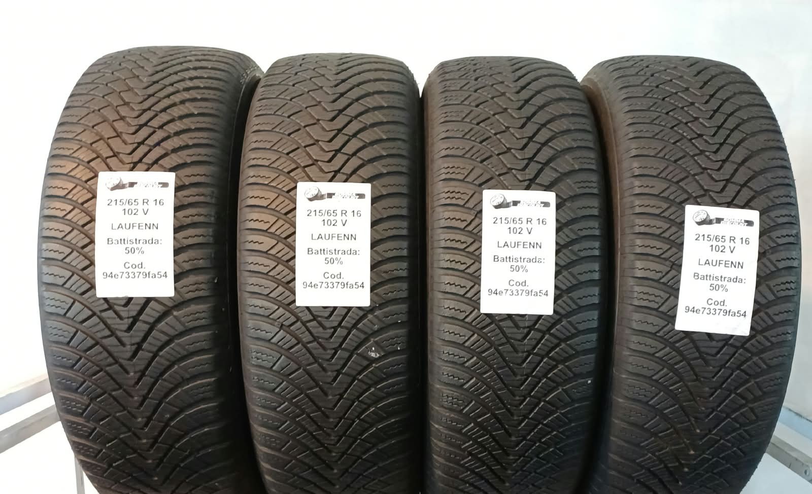 PNEUMATICI USATI PEZZI 4 LAUFENN G FIT 45 215/65 R16 102V 4 STAGIONI