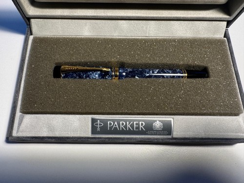 Parker Duofold Centennial Blue Marble Fountain Pen, 18k Solid Gold Nib, VGC