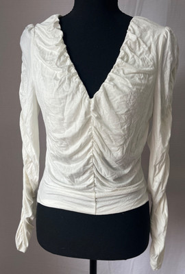NWT Lush Runched Top Large Ivory V Neck Stretchy