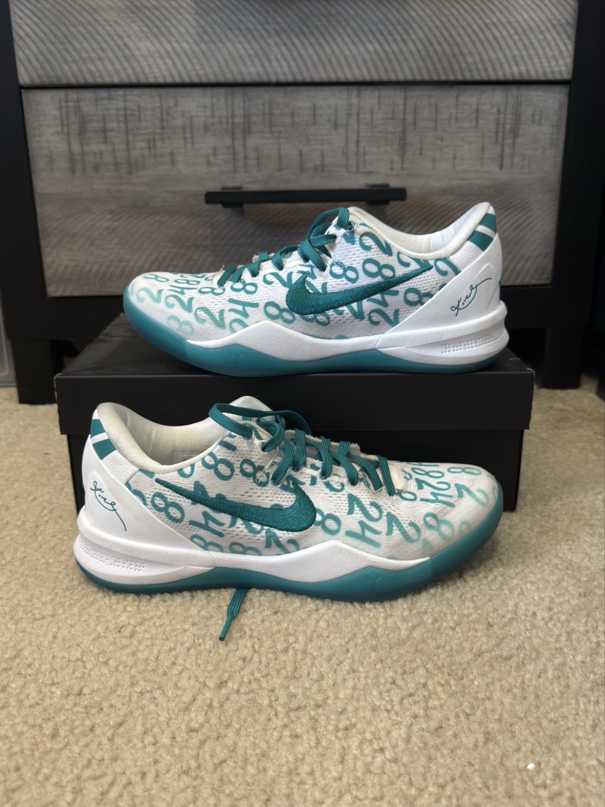 Kobe 8 Radiant Emerald Basketball Shoes Size 8 Men's Sneakers