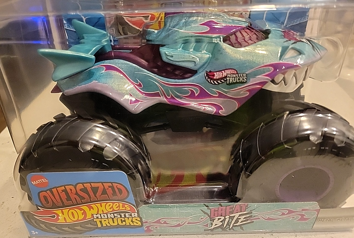 New 2026 Mattel HOT WHEELS Monster Trucks Great Bite Oversized 1