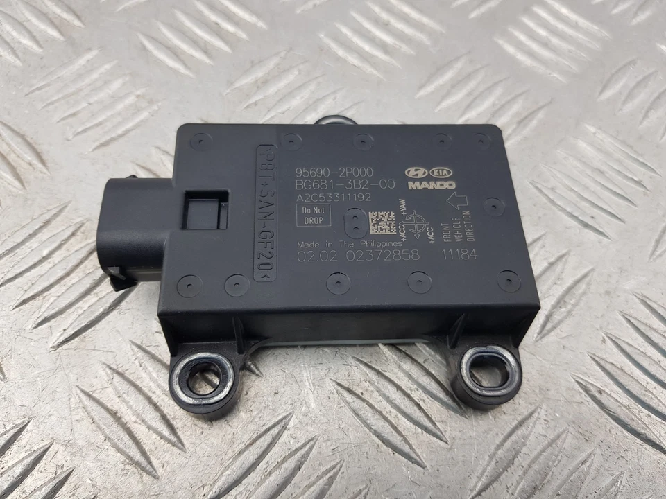 KIA SORENTO XM YAW RATE SPEED SENSOR MK2 2012 95690-2P000 - Image 2 of 4