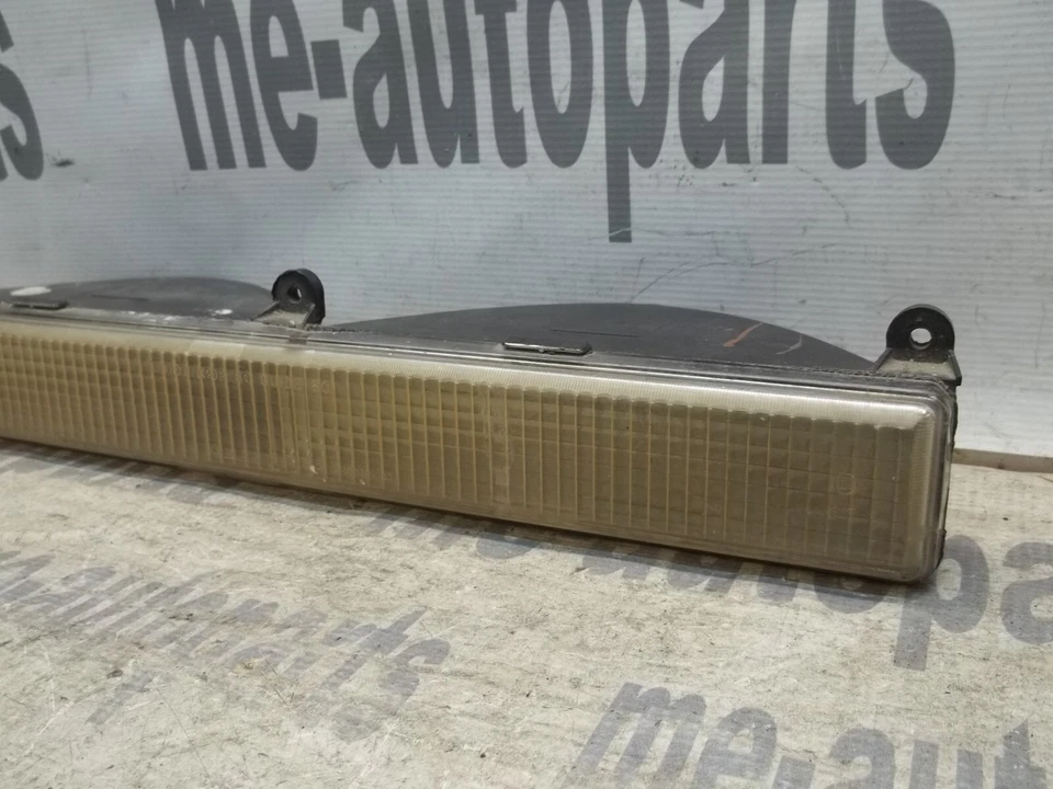 80-89 CADILLAC FLEETWOOD DEVILLE OEM SEÑAL DERECHA MARCADOR DE ESQUINA LUZ DE GIRO Foto 2 de 4