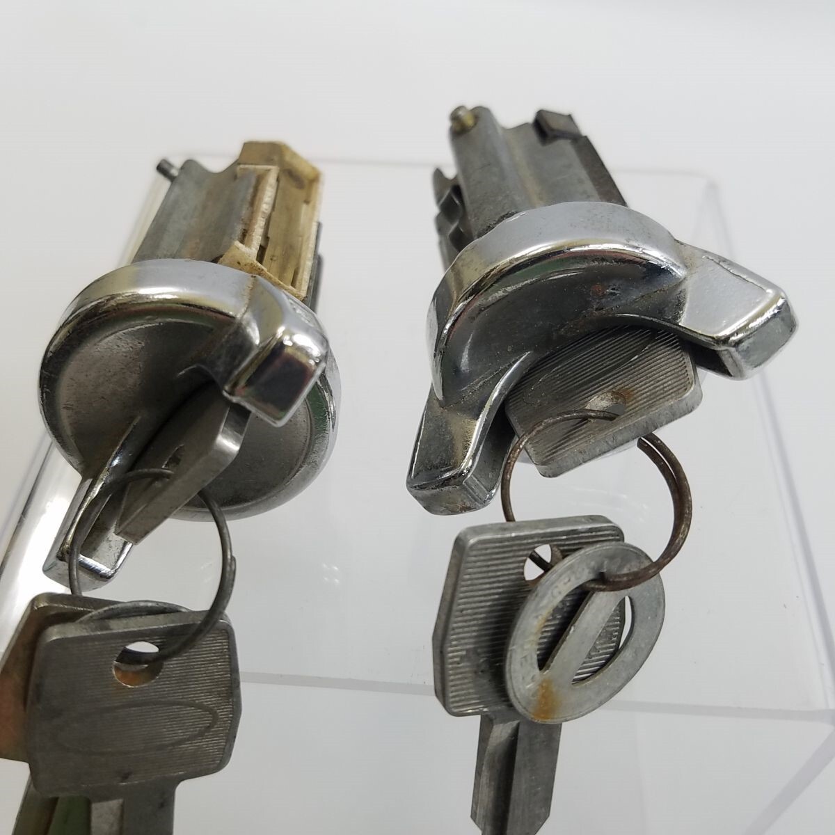 Lot 2 1970s Ford Mustang Ignition Switch Assemblies with Non