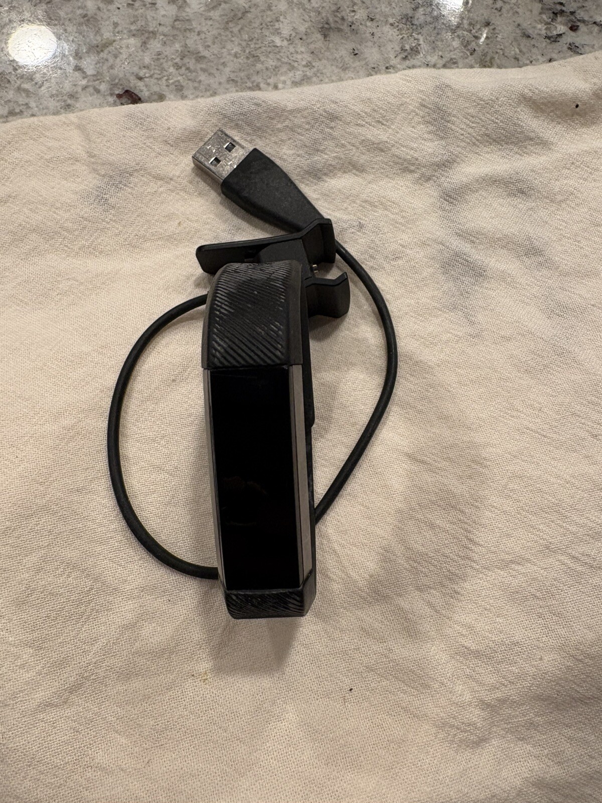 Fitbit Alta Black Small Fitness Tracker Wristband with Charger FB406-image