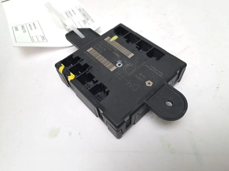 MÓDULO DE CONTROLE DE JANELA DIANTEIRA DIREITA PARA CHRYSLER TOWN COUNTRY 2008-2010 2018-2019 - Imagem 4 de 4