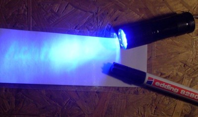 Kit Géocaching : Lampe Torche UV 9 LED + Stylo Edding 8280 Spécial