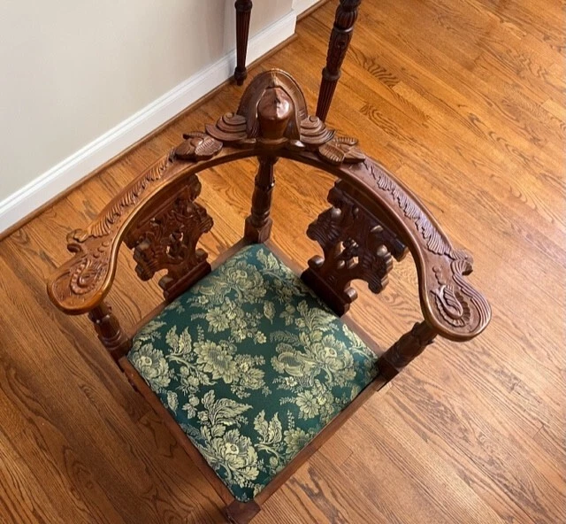 Antique Vintage Victorian Carved Walnut Corner Italian Chair Floral green - Image 3 of 4