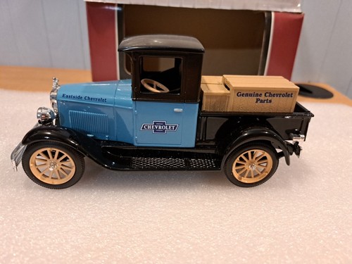 1928 Chevrolet Genuine Parts Truck 1/25 Liberty Classics Diecast Collector Bank - Picture 9 of 15