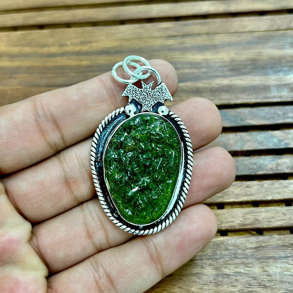 Подвеска в виде молдавита из стерлингового серебра 925 пробы ювелирные изделия ручной работы 2,15 дюйма - Изображение 4 из 4