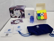 GAN15 Maglev Speed Cube 3x3 Multicolor Magnetic Box