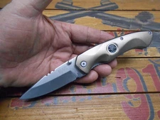 Klein Tools Electrician Pocket Knife Liner Lock Plain Edge Blade 44201R