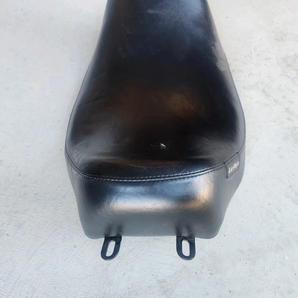 La Pera Solo 座椅哈雷戴维森摩托车 — 第 2/4 张图片