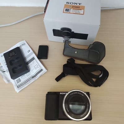 Sony ZV-E10 24.2MP Mirrorless Digital Camera with 16-50mm Lens Kits APS-C 90%new