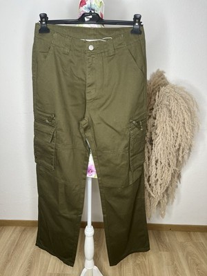 Verkaufe eine neue Cargo Hose von Emmiol in trendigem Khaki/Olive.