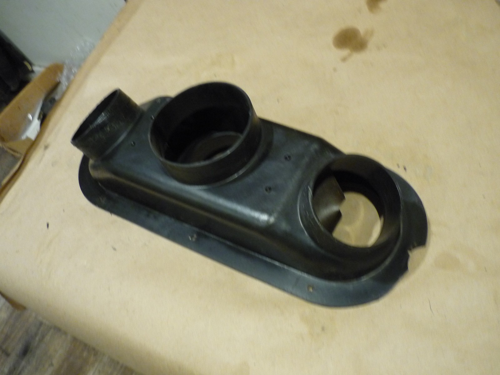 Ferrari 208,308,328 -Heater-A/C Center Air Distributor Duct -  P/N 20142709