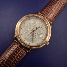 Elegante Eternal Love Damen Uhr – Roségold-Optik mit Perlmutt-Zifferblatt