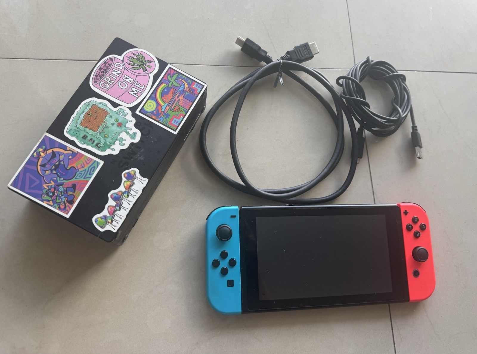 Nintendo Switch HAC-001 w/ Console Joy-Con, Dock, Charger, HDMI 1 Day Shipping