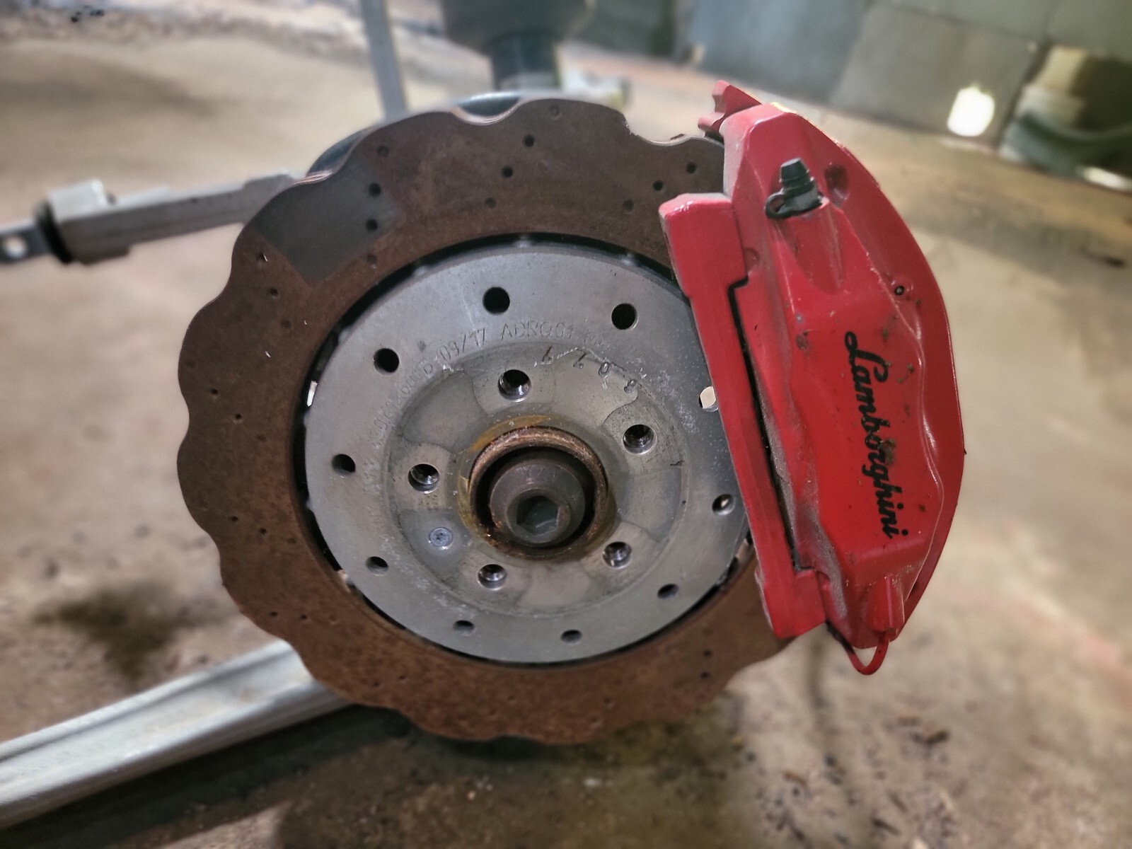 2015 - 2019 LAMBORGHINI HURACAN LP 580 LEFT REAR  KNEE ASSEMBLY 
