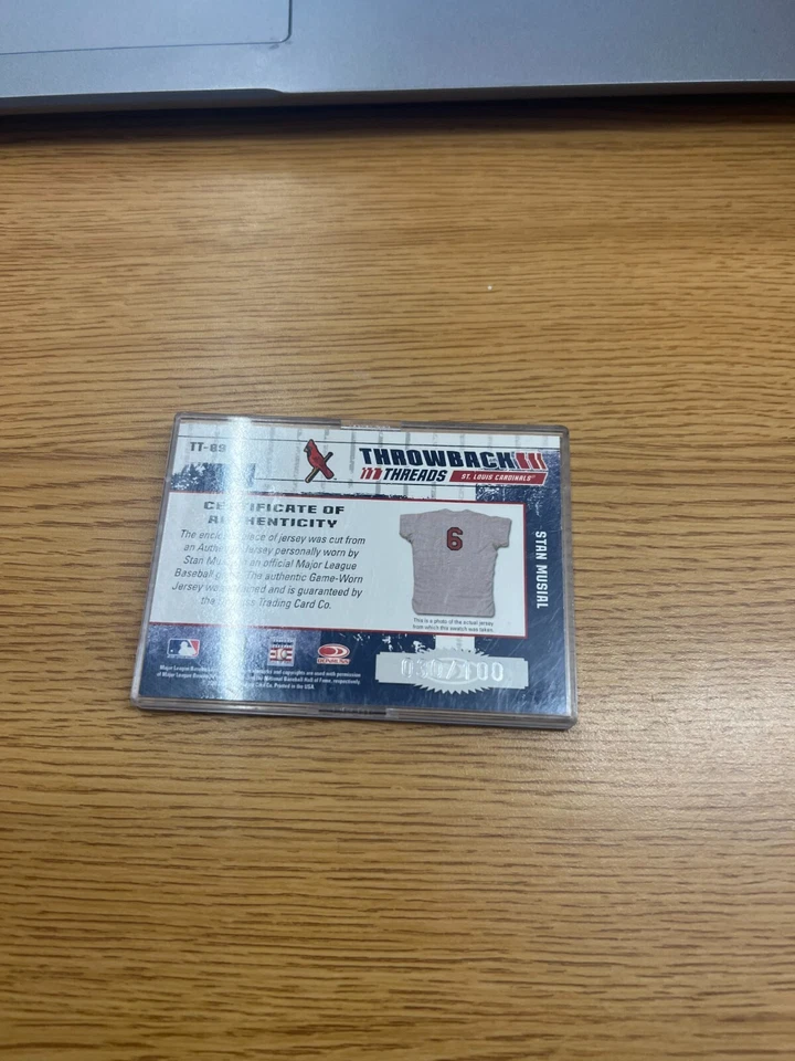 2003 Donruss Elite Throwback Threads Stan adesivo musical - Imagem 2 de 2