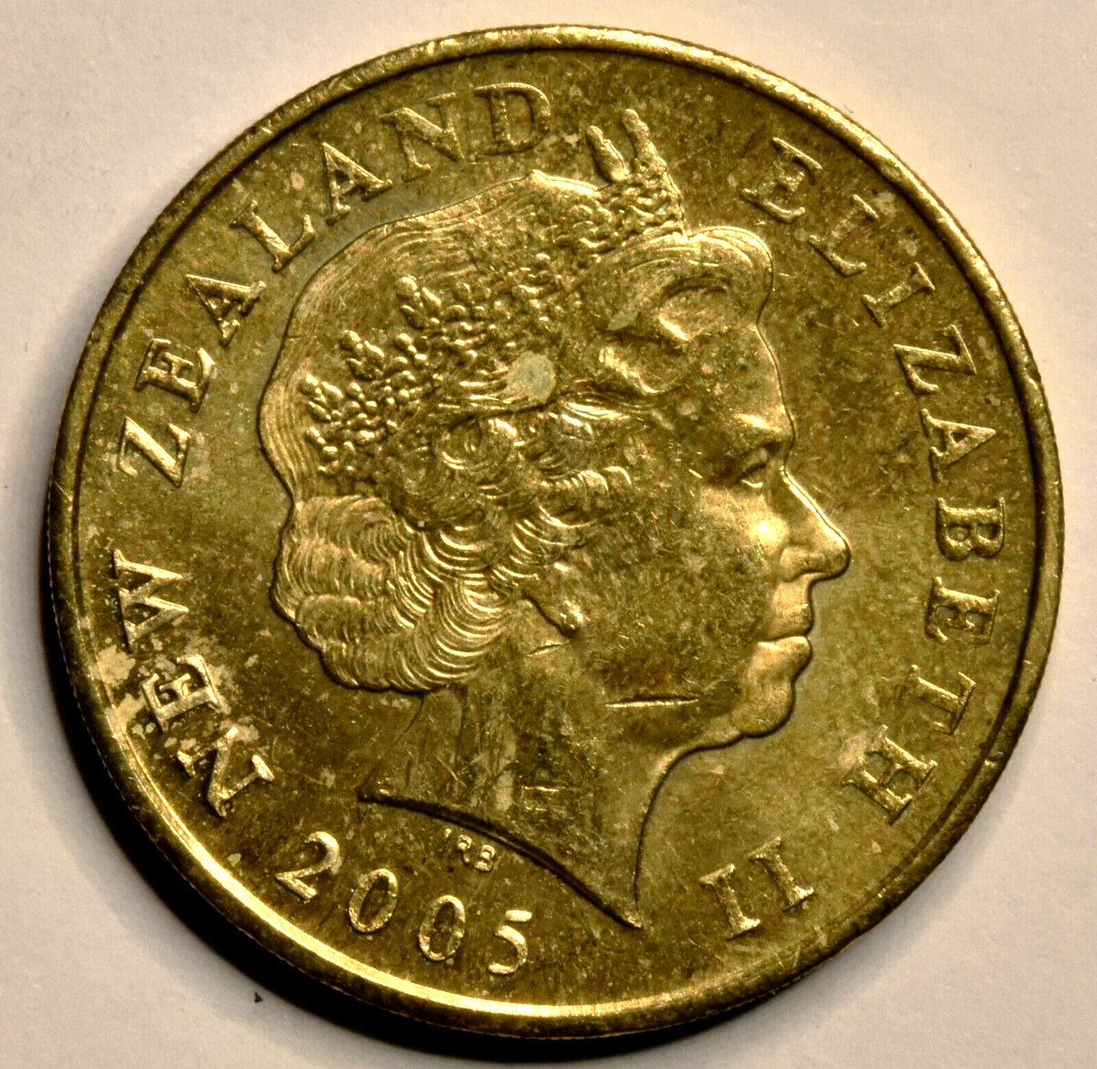 New Zealand 2005 ○ $2 (two dollars) standard circulation coin